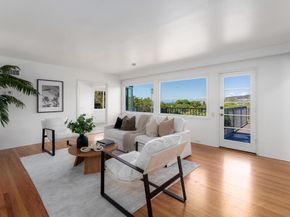 7850 Roseland Dr, La Jolla CA 92037