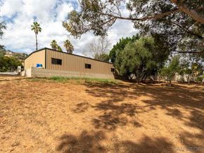 1339 Windsong Ln, Escondido CA 92026