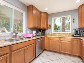 1339 Windsong Ln, Escondido CA 92026