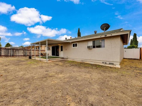 8532 Carlton Oaks Drive, Santee CA 92071