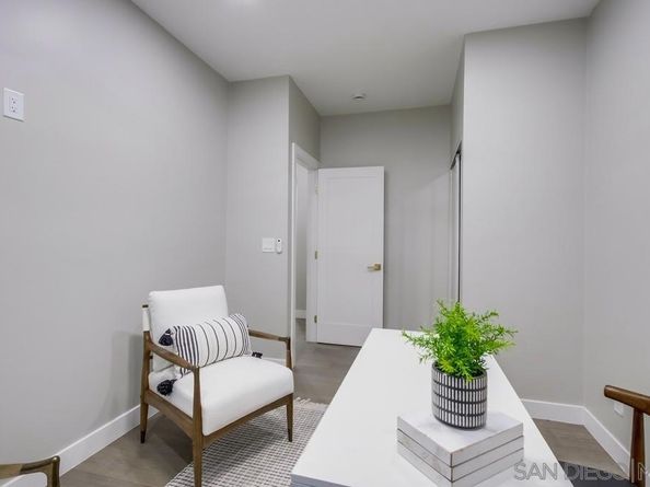 3122 Newell St, San Diego CA 92106