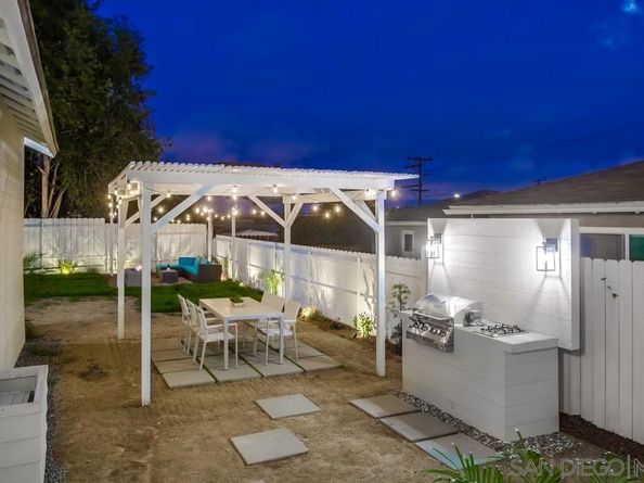 3122 Newell St, San Diego CA 92106