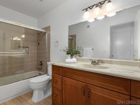 4535 Trieste Dr, Carlsbad CA 92010