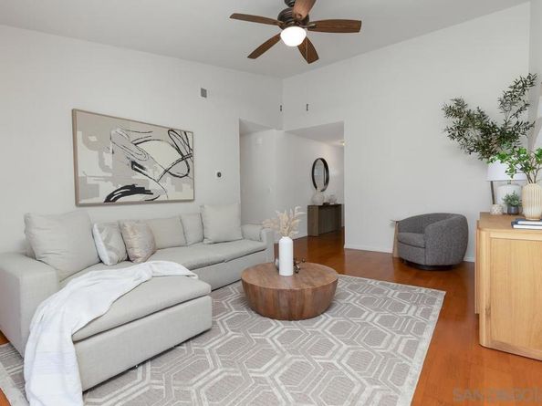 4535 Trieste Dr, Carlsbad CA 92010