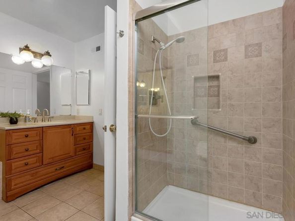 4535 Trieste Dr, Carlsbad CA 92010