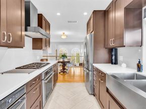 3009 Union St 18, San Diego CA 92103