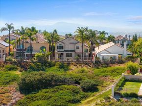 2292 Rock Crest Gln, Escondido CA 92026