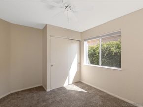 2292 Rock Crest Gln, Escondido CA 92026
