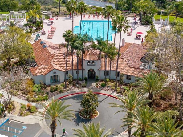2292 Rock Crest Gln, Escondido CA 92026