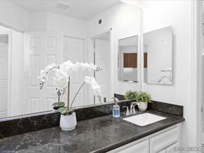 2292 Rock Crest Gln, Escondido CA 92026