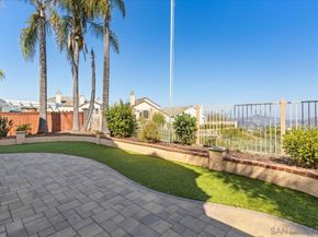 2292 Rock Crest Gln, Escondido CA 92026