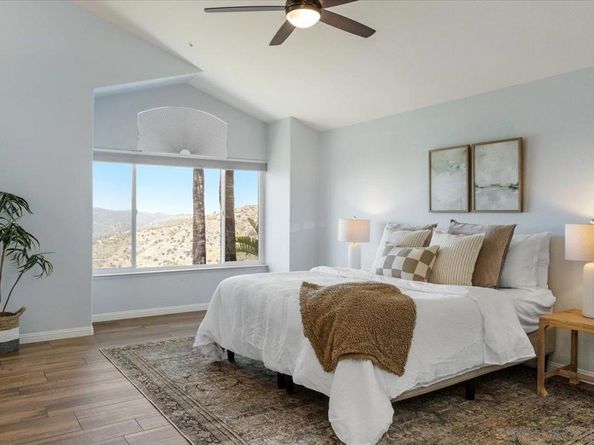 2292 Rock Crest Gln, Escondido CA 92026