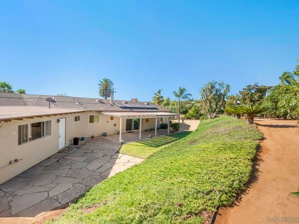 1682 Grove Road, El Cajon CA 92020