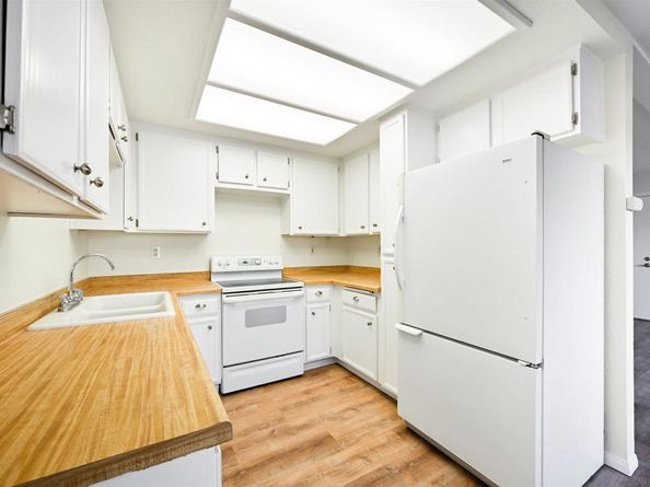 12650 Lakeshore Dr 113, Lakeside CA 92040