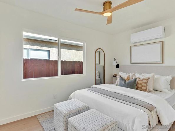 2275 Emerald St, San Diego CA 92109