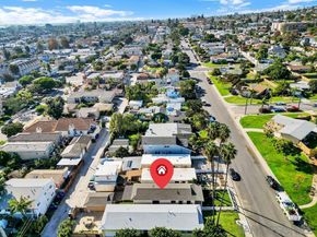 2275 Emerald St, San Diego CA 92109