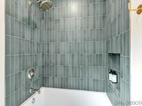 2275 Emerald St, San Diego CA 92109