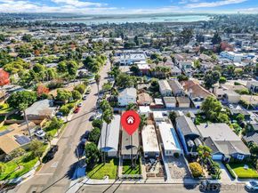 2275 Emerald St, San Diego CA 92109