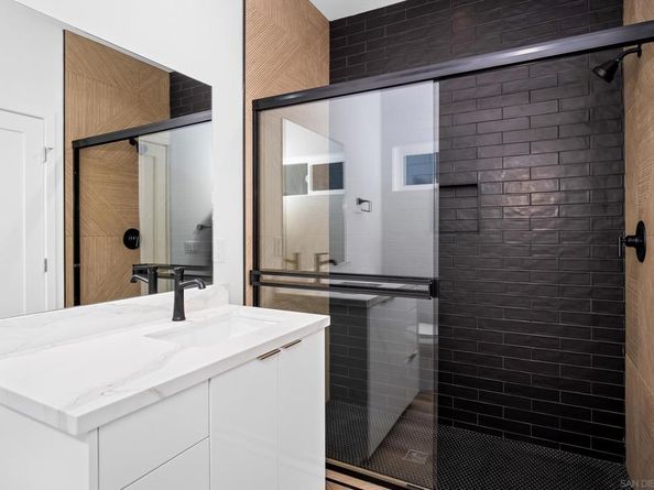 5230 32 Rincon St, San Diego CA 92115