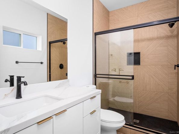 5230 32 Rincon St, San Diego CA 92115