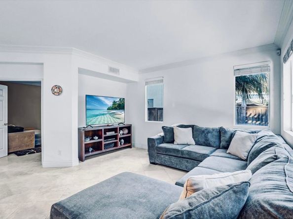 1974 Meeks Bay Dr, Chula Vista CA 91913