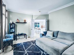 1974 Meeks Bay Dr, Chula Vista CA 91913