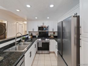 1564 Tanglewood Ln 19, Escondido CA 92029