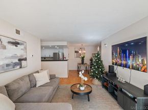 1564 Tanglewood Ln 19, Escondido CA 92029