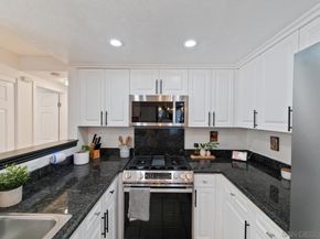 1564 Tanglewood Ln 19, Escondido CA 92029