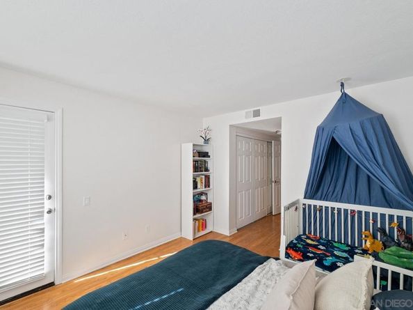 1564 Tanglewood Ln 19, Escondido CA 92029