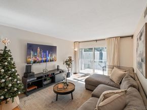 1564 Tanglewood Ln 19, Escondido CA 92029