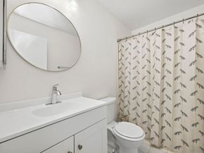 242 Manzanita Dr, Oceanside CA 92057