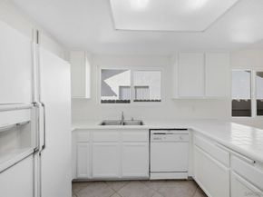 242 Manzanita Dr, Oceanside CA 92057