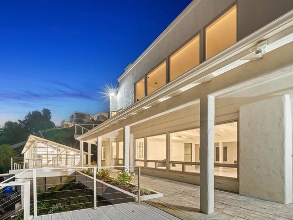 10595 Russell Road, La Mesa CA 91941