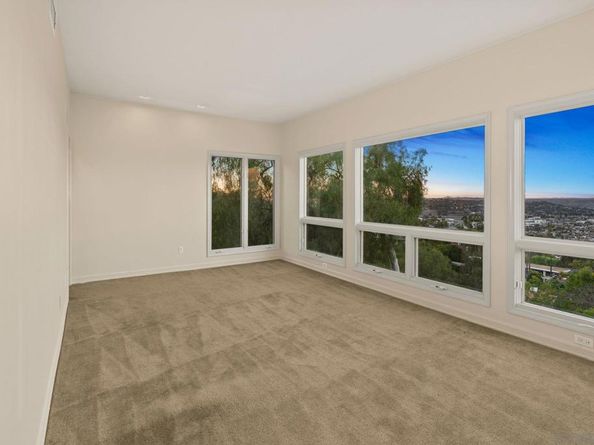 10595 Russell Road, La Mesa CA 91941