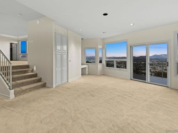 10595 Russell Road, La Mesa CA 91941