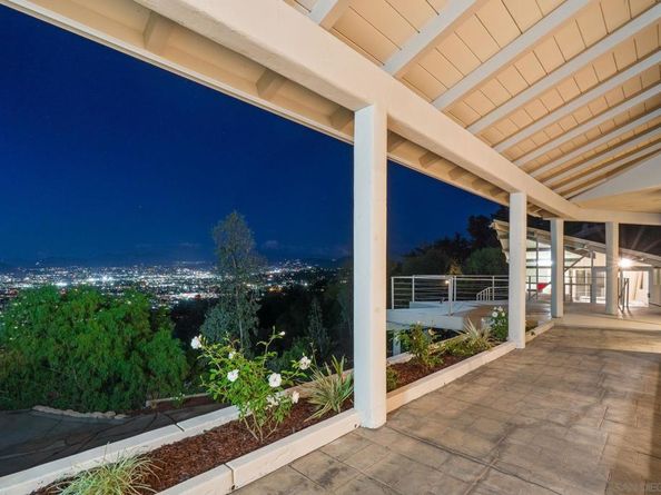 10595 Russell Road, La Mesa CA 91941