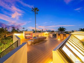 7376 Fay Ave, La Jolla CA 92037