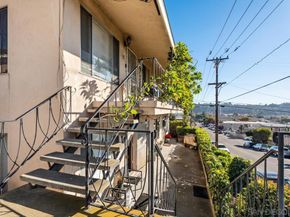 5707 Mildred St, San Diego CA 92110