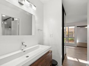 1615 S Hotel Circle D103, San Diego CA 92108