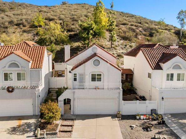 10529 Flora Verda Ct, Santee CA 92071