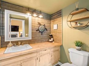 10529 Flora Verda Ct, Santee CA 92071