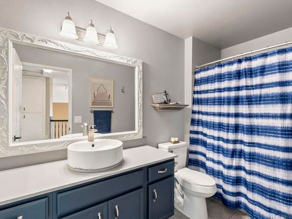 10529 Flora Verda Ct, Santee CA 92071