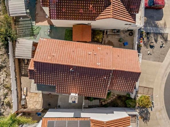 10529 Flora Verda Ct, Santee CA 92071