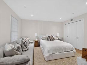 1040 Genter Street 203, La Jolla CA 92037