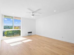 3050 Rue Dorleans 308, San Diego CA 92110