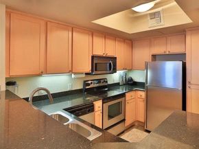 2400 5Th Ave 104, San Diego CA 92101