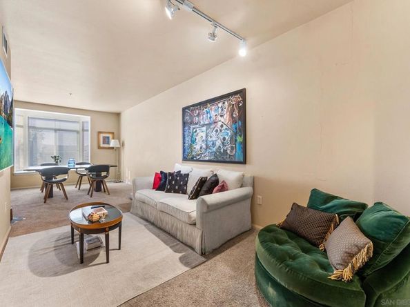 2400 5Th Ave 104, San Diego CA 92101