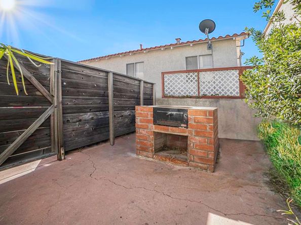 1268 74 Locust St, San Diego CA 92106