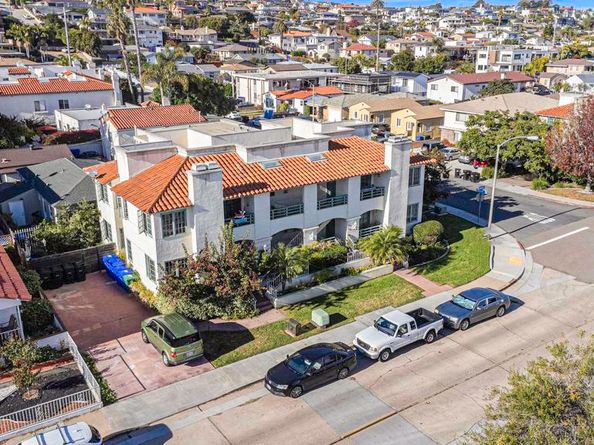 1268 74 Locust St, San Diego CA 92106